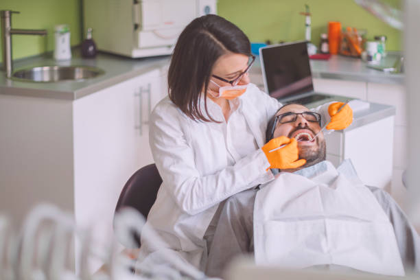 Best Broken or Cracked Tooth Emergency Dentist in Glens Falls North, NY
